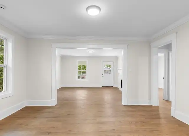 Property at 1903 S Orchard Knob Ave, Chattanooga, TN, 37404, 2 beds, 2 baths, [object Object]