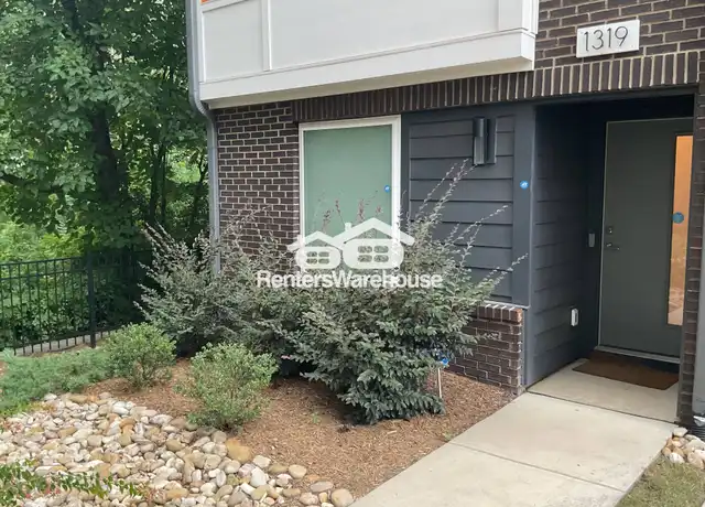 Property at 1319 Millpark Ln, Charlotte, NC, 28203, 2 beds, 3 baths, [object Object]
