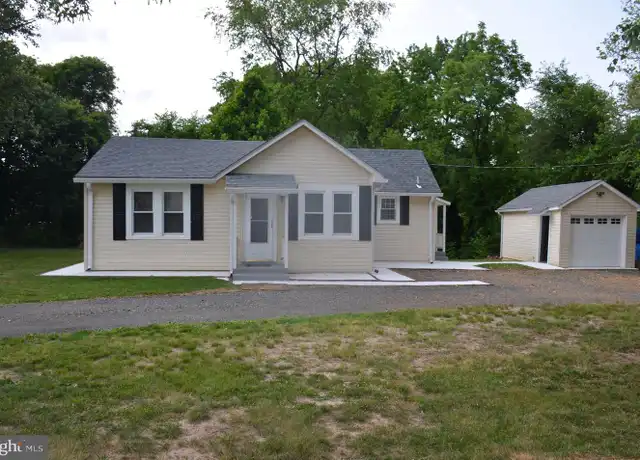 Property at 6912 Mackson Dr, Temple Hills, MD, 20748, 3 beds, 2 baths, [object Object]