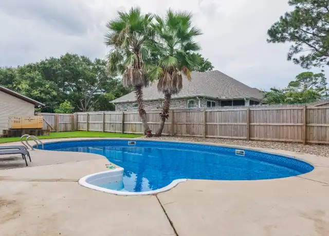 Property at 967 Grand Canal St, Gulf Breeze, FL, 32563, 3 beds, 2.5 baths, [object Object]