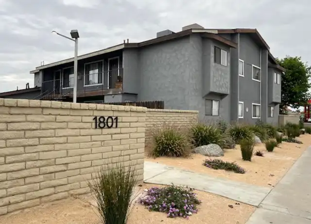 Property at 1801 S Real Rd Unit 11, Bakersfield, CA, 93309, 2 beds, 1 bath, [object Object]