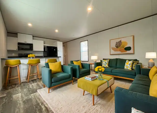 Property at 1400 W Harbour Blvd Unit 155, Lincoln, NE, 68522, 3 beds, 2 baths, [object Object]