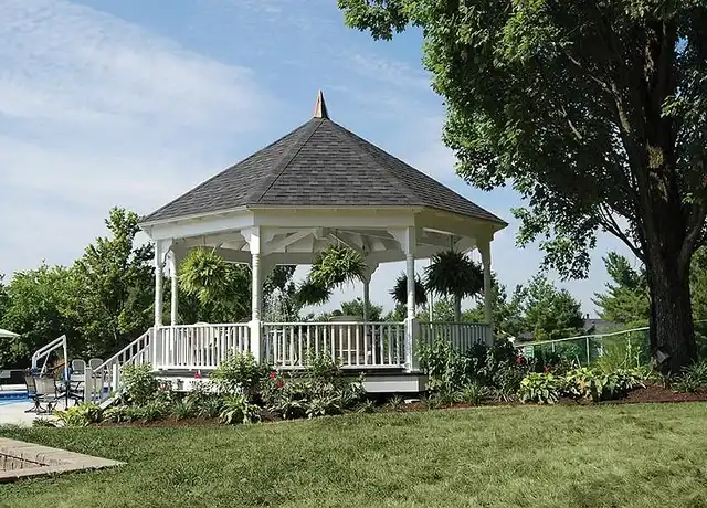 Property at Laurelwood Apartments and Townhomes - 401 Collingwood Ct, Cranberry Twp, PA, 16066, 1-3 bed, 1-2 bath, [object Object]