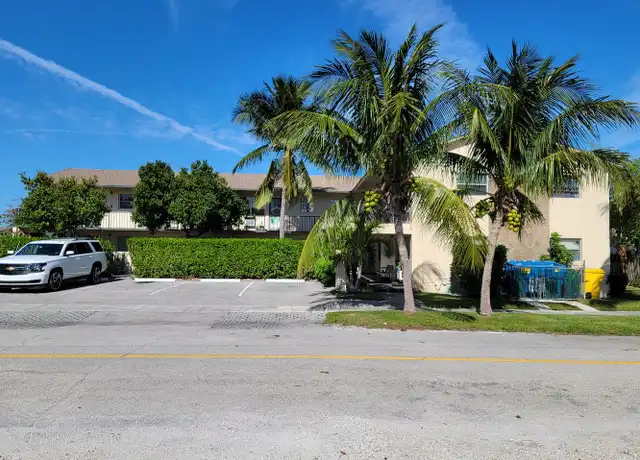 Property at 620 S Broadway Unit 9, Lantana, FL, 33462, 1 bed, 1 bath, [object Object]