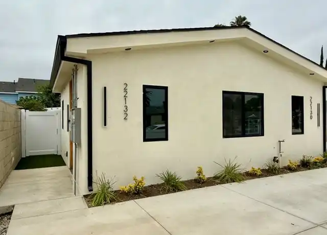 Property at 22132 Gault St, Canoga Park, CA, 91303, 1 bed, 1 bath, [object Object]