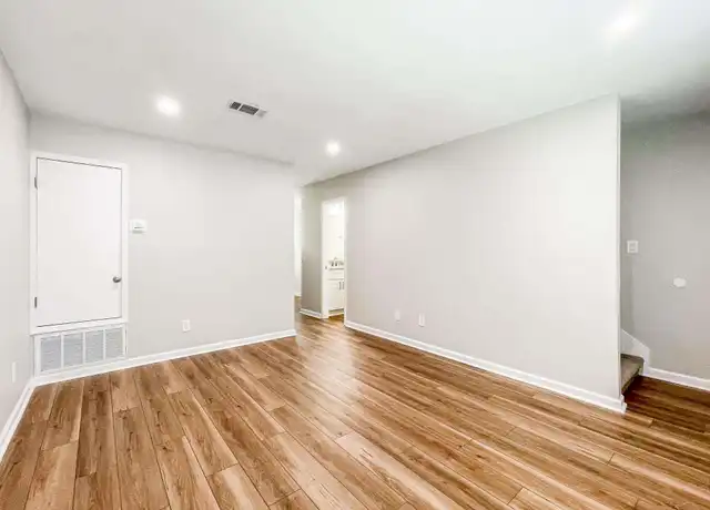 Property at 2106 Schwab Ct Unit B, Pensacola, FL, 32504, 2 beds, 1.5 baths, [object Object]