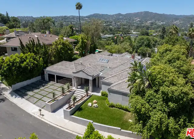 Property at 4423 Bergamo Dr, Encino, CA, 91436, 4 beds, 4.5 baths, [object Object]