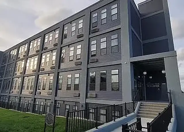 Photo of 457 W Lincoln St, Easton, PA 18042