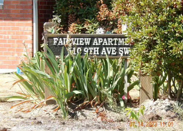 Property at 610 9th Ave SW Unit 2, Puyallup, WA, 98371, 2 beds, 1 bath, [object Object]