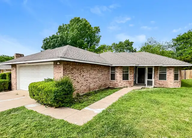Property at 1311 Mallard Dr, Desoto, TX, 75115, 3 beds, 2 baths, [object Object]