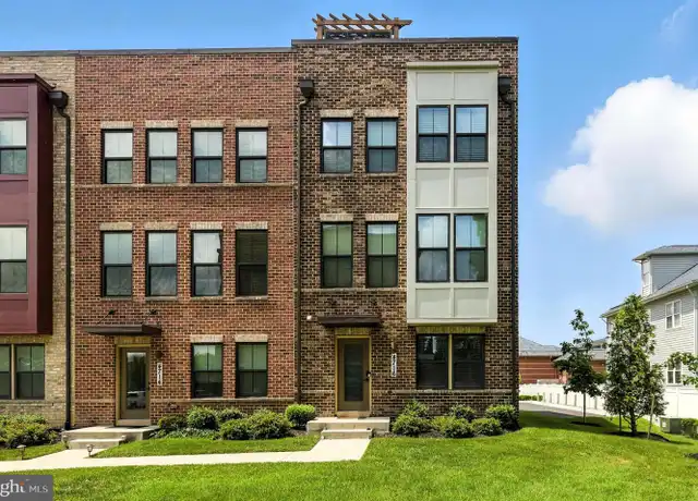 Property at 4716 Towne Park Rd, Suitland, MD, 20746, 4 beds, 3.5 baths, [object Object]