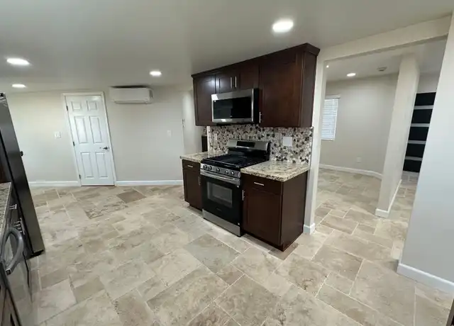Property at 918 Club View Ter Unit 941, Chula Vista, CA, 91911, 4 beds, 3 baths, [object Object]