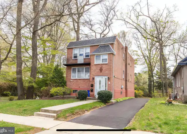 Property at 216 W Magnolia Ave Unit A, Aldan, PA, 19018, 2 beds, 1 bath, [object Object]
