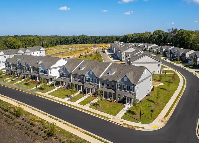 Photo of 5100 Denali Dr, Stone Mountain, GA 30087