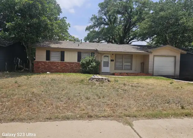 Property at 1909 45th St, Lubbock, TX, 79412, 3 beds, 2 baths, [object Object]