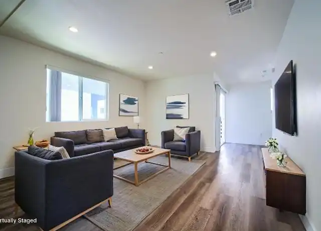 Property at 1737 1/2 S New Hampshire Ave, Los Angeles, CA, 90006, 5 beds, 4 baths, [object Object]