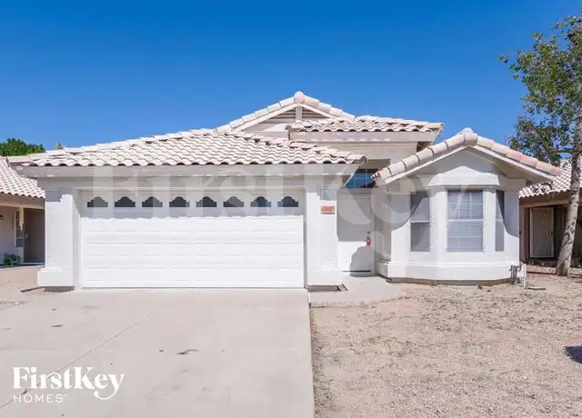Property at 8402 W Bloomfield Rd, Peoria, AZ, 85381, 3 beds, 2 baths, [object Object]