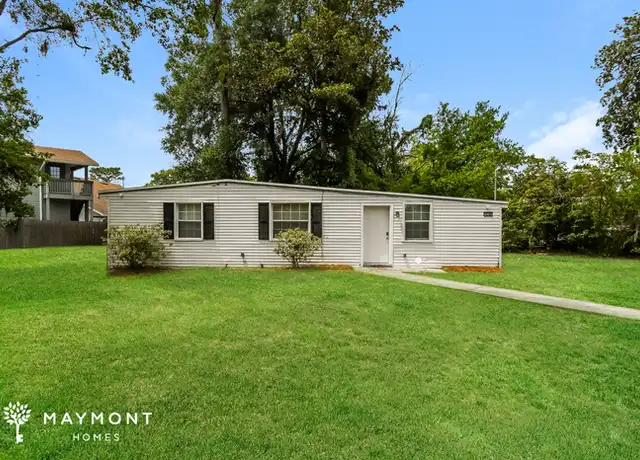 Property at 10406 Pinehurst Dr, Jacksonville, FL, 32218, 3 beds, 1 bath, [object Object]