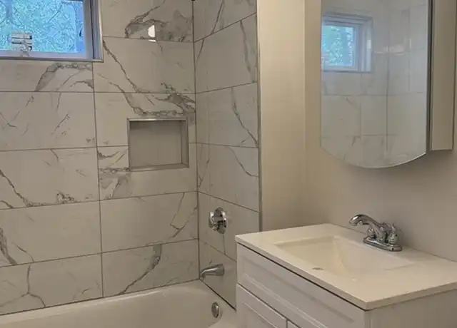 Property at 467 Crescent St Unit 1, Brockton, MA, 02302, 4 beds, 1 bath, [object Object]