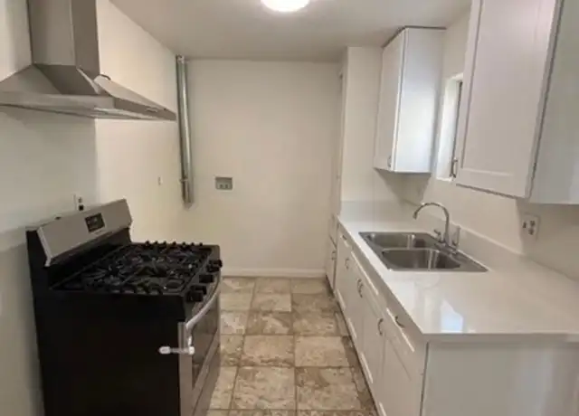 Property at 12706 Doty Ave Unit C, Hawthorne, CA, 90250, 2 beds, 1 bath, [object Object]