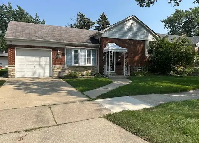 Property at 2227 S 9th Ave, Riverside, IL, 60546, 2 beds, 1.5 baths, [object Object]