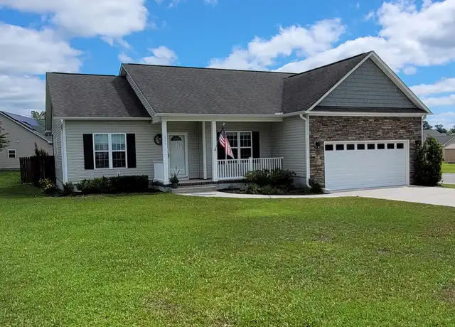 Property at 102 Hemlock Ct, Hampstead, NC, 28443, 3 beds, 2 baths, [object Object]