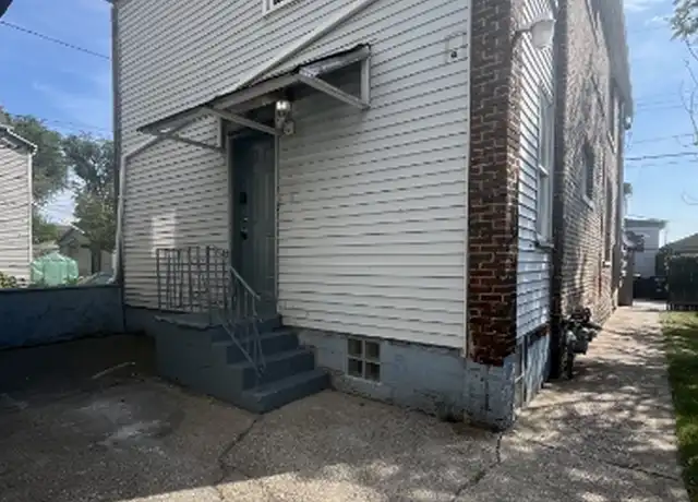 Property at 3927 Elm St Unit 1R, East Chicago, IN, 46312, 2 beds, 1 bath, [object Object]
