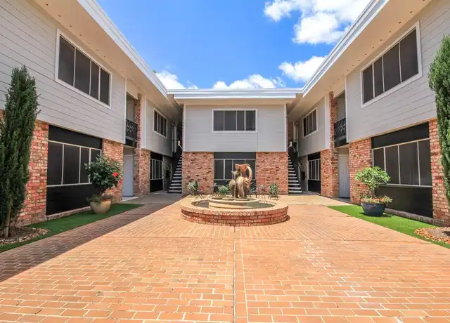 Property at 2011 Marshall St Unit 12, Houston, TX, 77098, 2 beds, 1 bath, [object Object]