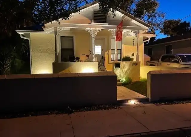 Property at 170 Twine St, Saint Augustine, FL, 32084, 3 beds, 2 baths, [object Object]
