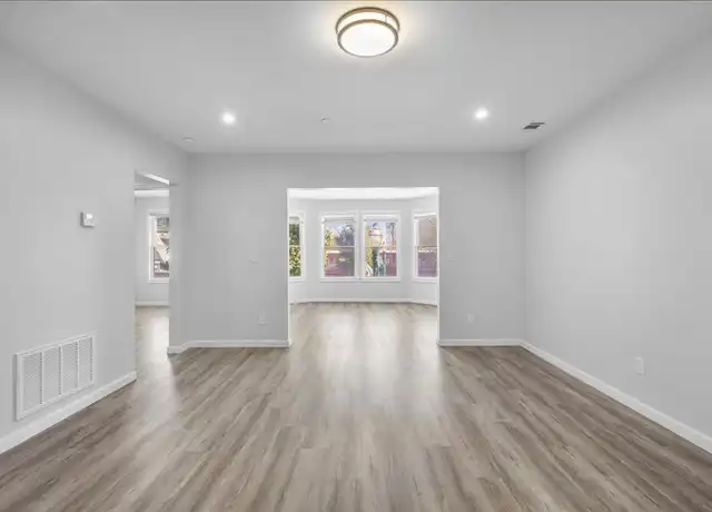 Property at 1201 Park St #1, Alameda, CA, 94501, 1 bed, 1 bath, [object Object]