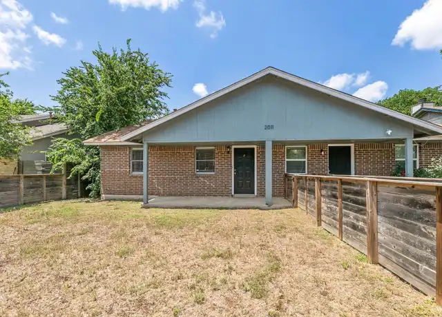 Property at 2011 E Stassney Ln Unit B, Austin, TX, 78744, 2 beds, 1 bath, [object Object]