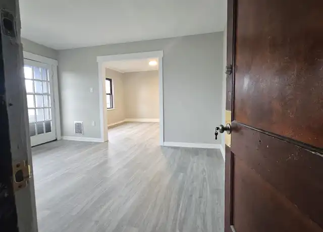 Property at 2024 Chalfant St Unit 2018 2024, Pittsburgh, PA, 15221, 1 bed, 1 bath, [object Object]