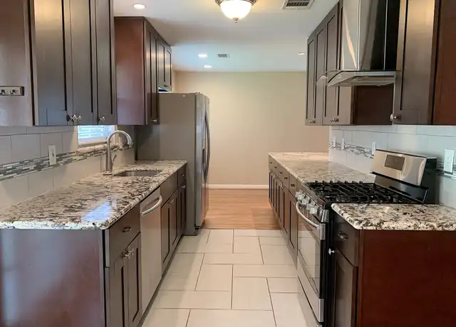 Property at 4314 Warm Springs Rd, Houston, TX, 77035, 3 beds, 2 baths, [object Object]