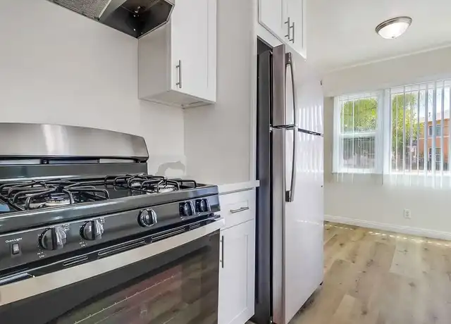 Property at 3121 W Slauson (B) - 3121 W Slauson Ave, Los Angeles, CA, 90043, 1 bed, 1 bath, [object Object]