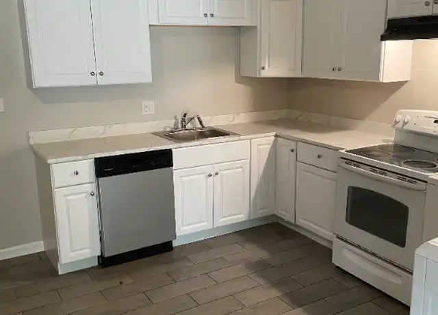 Property at 63 Pine St NE, Fairburn, GA, 30213, 2 beds, 1 bath, [object Object]