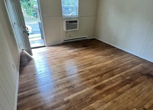 Property at 2301 Barton Ave Unit 1, Richmond, VA, 23222, 2 beds, 1 bath, [object Object]