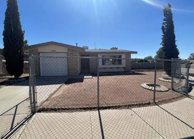 Property at 1540 Raphael Cir, El Paso, TX, 79936, 3 beds, 1 bath, [object Object]