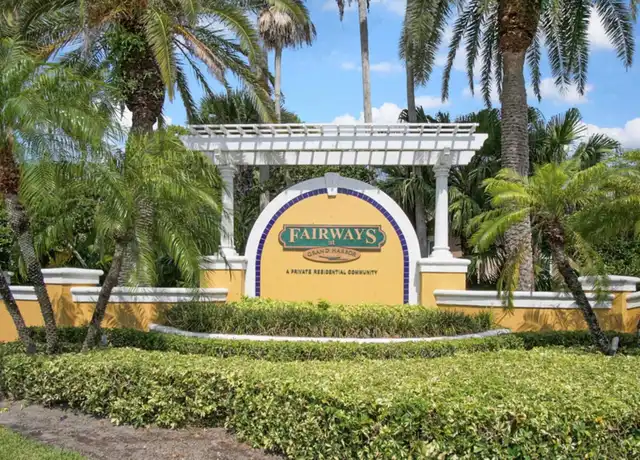 Property at 5060 Fairways Cir Unit 312TH, Vero Beach, FL, 32967, 1 bed, 1 bath, [object Object]