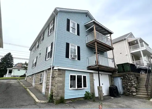 Property at 109 Lexington St Unit 2, Watertown, MA, 02472, 2 beds, 1 bath, [object Object]
