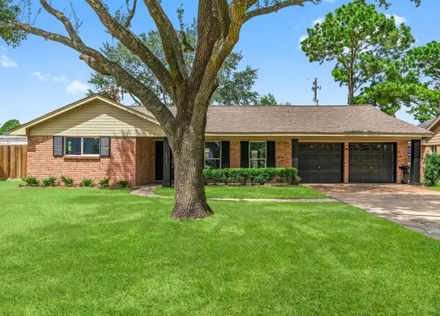 Property at 1631 Shadow Bend Dr, Houston, TX, 77043, 4 beds, 3 baths, [object Object]