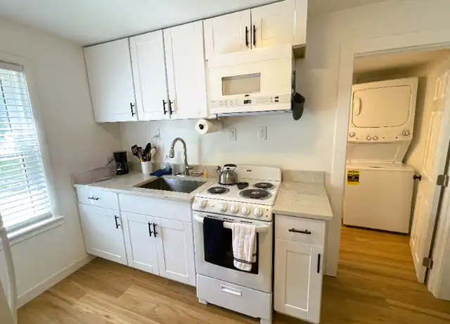 Property at 801 Maxwell Ave, Cheyenne, WY, 82007, 1 bed, 1 bath, [object Object]