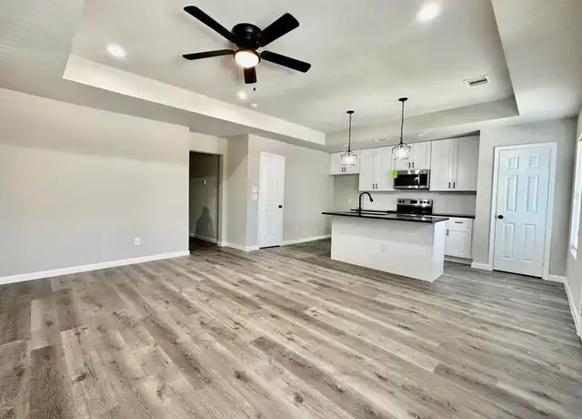 Property at 4302 Hirsch Rd Unit B, Houston, TX, 77026, 3 beds, 2 baths, [object Object]