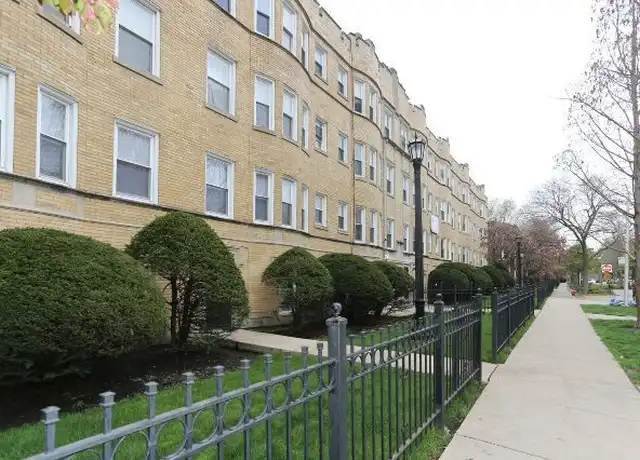 Property at 4509 Malden St Unit 1B, Chicago, IL, 60640, 1 bed, 2 baths, [object Object]