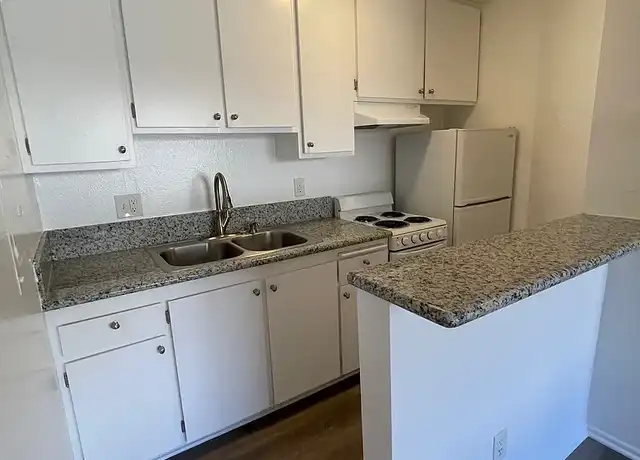 Property at 2220 S Beverly Glen Blvd, Los Angeles, CA, 90064, 0-1 beds, 1 bath, [object Object]