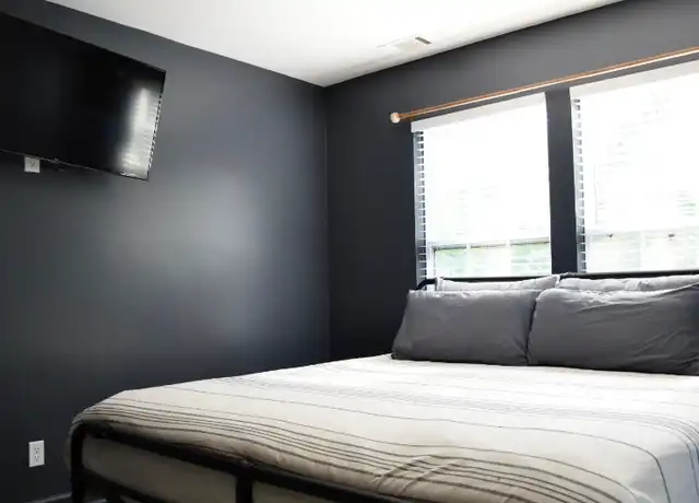 Property at 999 Washington St SW, Atlanta, GA, 30315, 1 bed, 1 bath, [object Object]