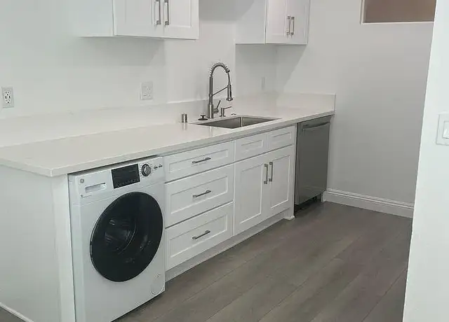 Photo of 6930 Westpark Pl, Westminster, CA 92683