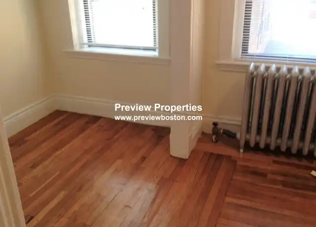 Property at 31 Park Dr Unit 21P, Boston, MA, 02215, 0 beds, 1 bath, [object Object]