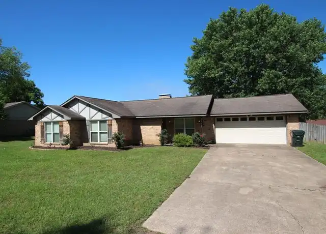 Property at 9319 Kelly Green St, Tyler, TX, 75703, 3 beds, 2 baths, [object Object]