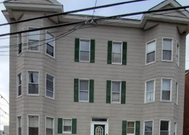 Property at 26 Hilliard Ave Unit 4, Edgewater, NJ, 07020, 3 beds, 1.5 baths, [object Object]