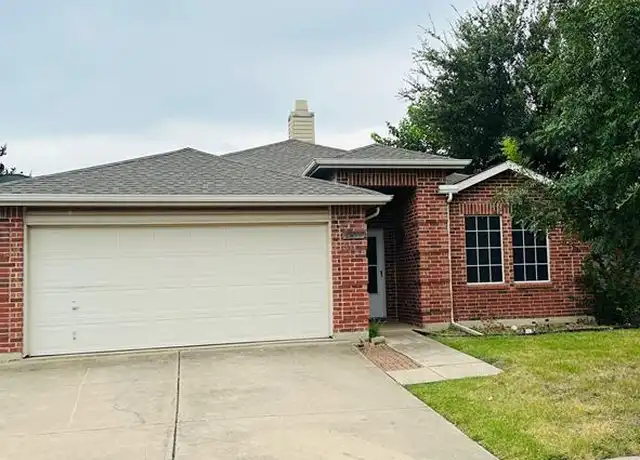 Property at 1916 Riverchase Ln, Justin, TX, 76247, 3 beds, 2 baths, [object Object]